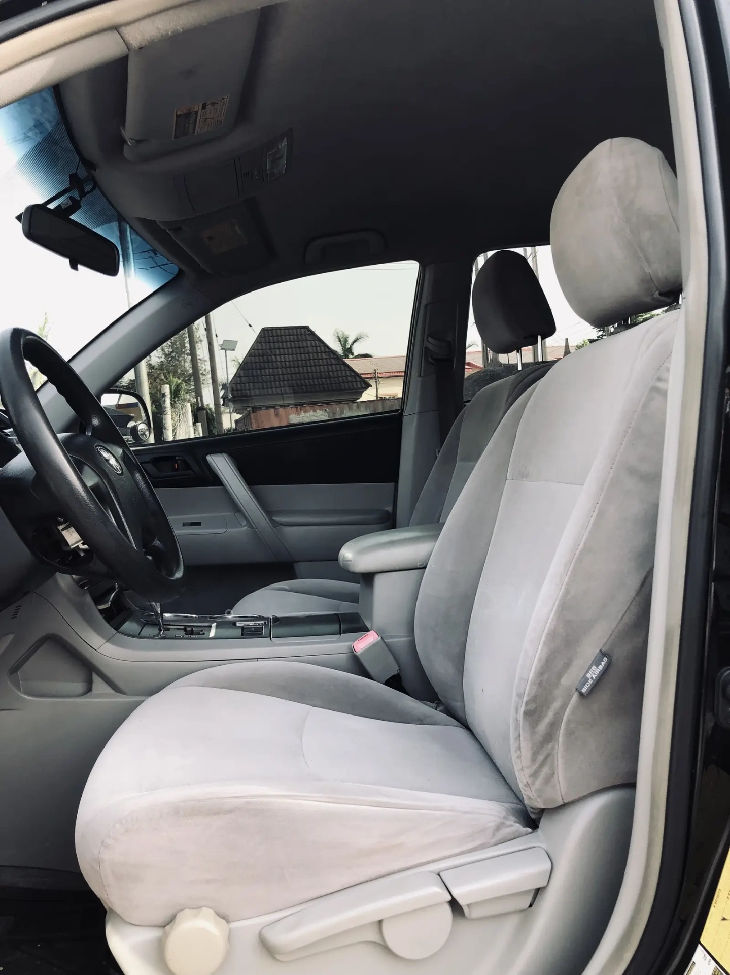 Vehicle - Image 5