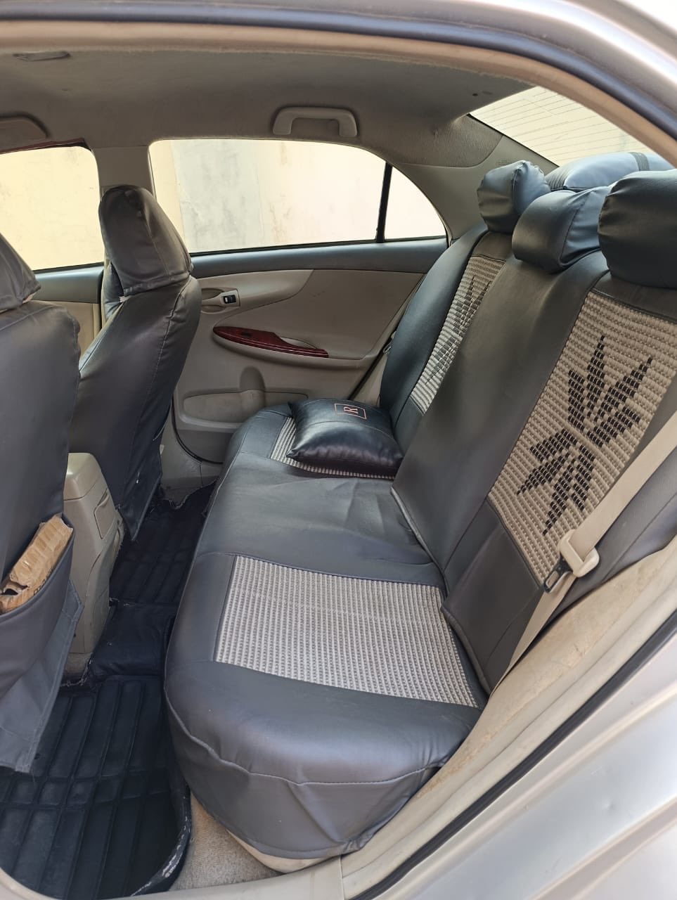 Vehicle - Image 6
