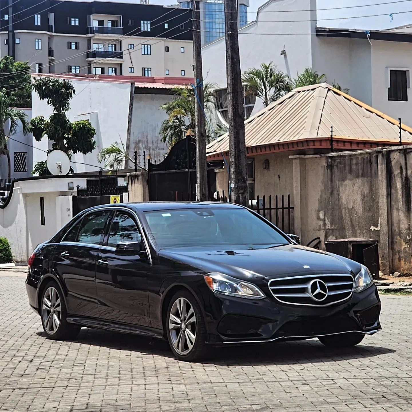 Vehicle - Image 9