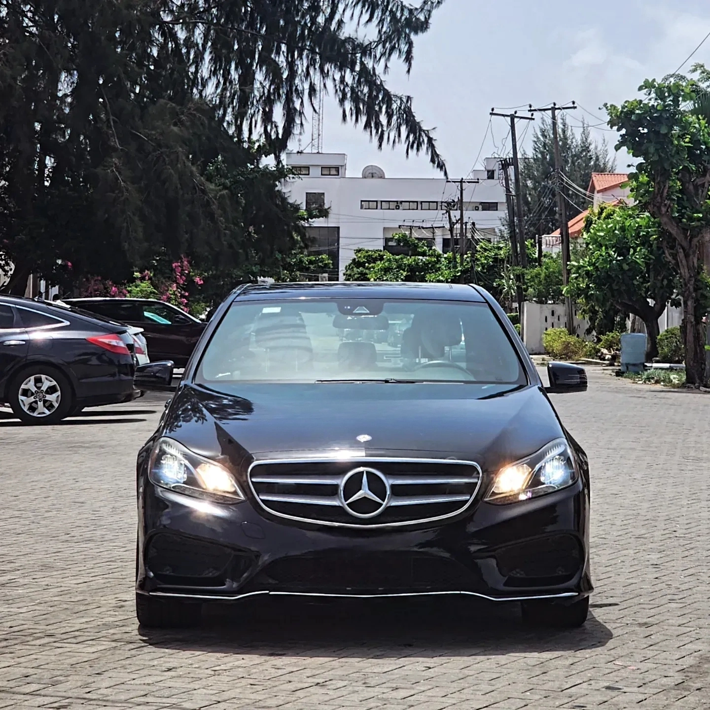 Vehicle - Image 2