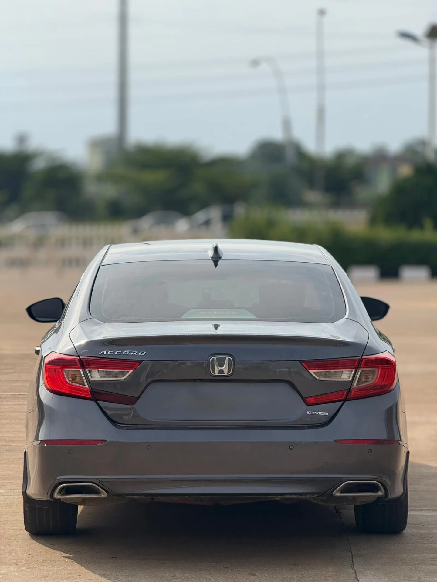 Vehicle - Image 7