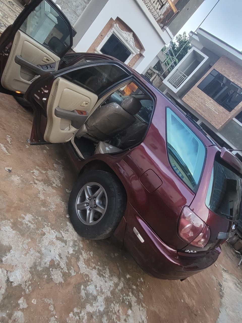 Vehicle - Image 9