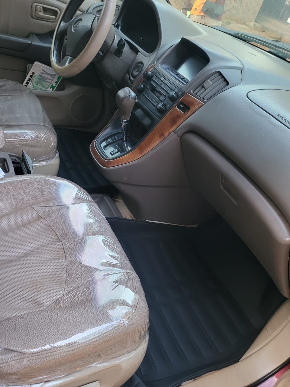 Vehicle - Image 6