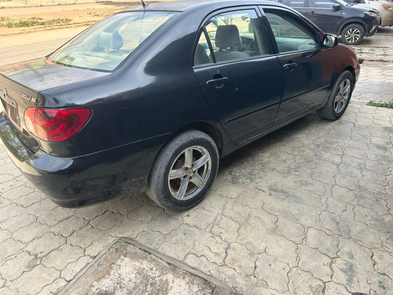 Vehicle - Image 11