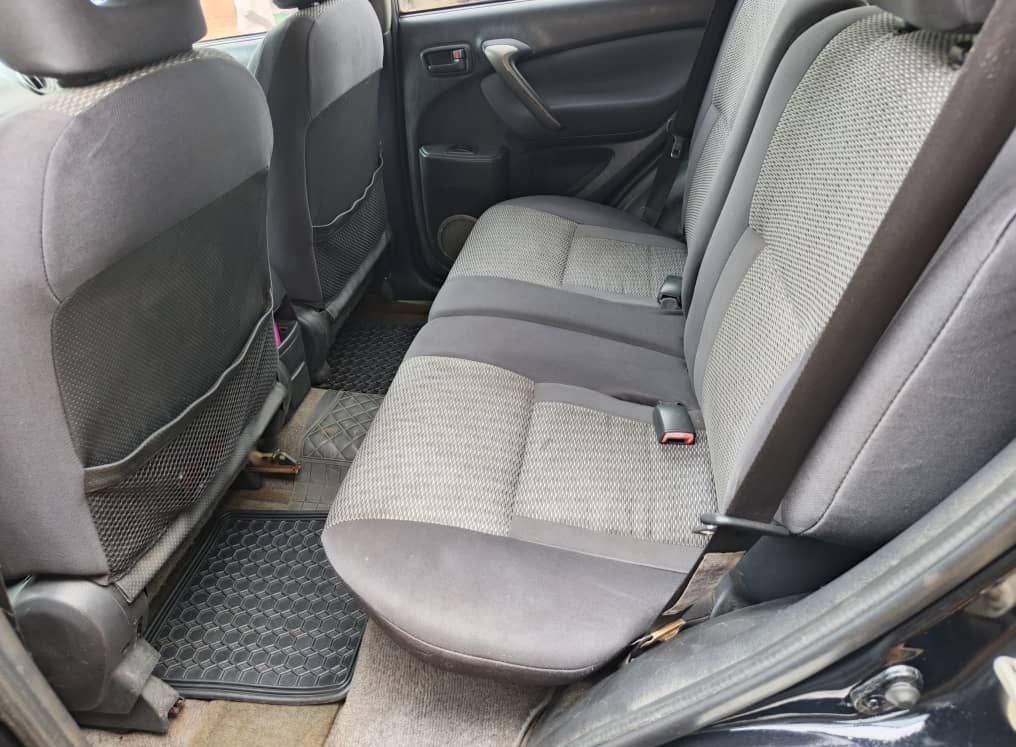 Vehicle - Image 10