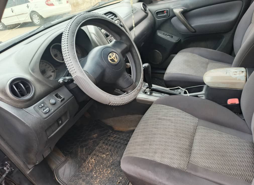 Vehicle - Image 9