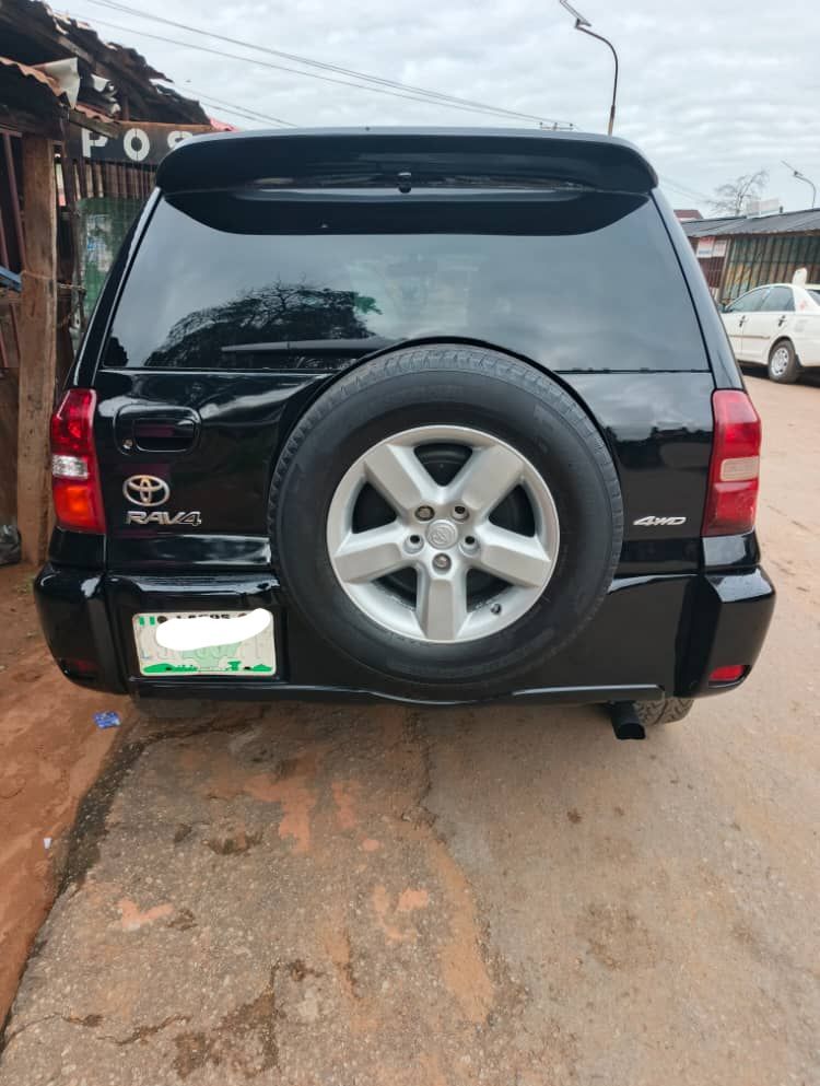 Vehicle - Image 4