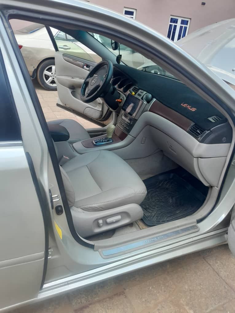 Vehicle - Image 4