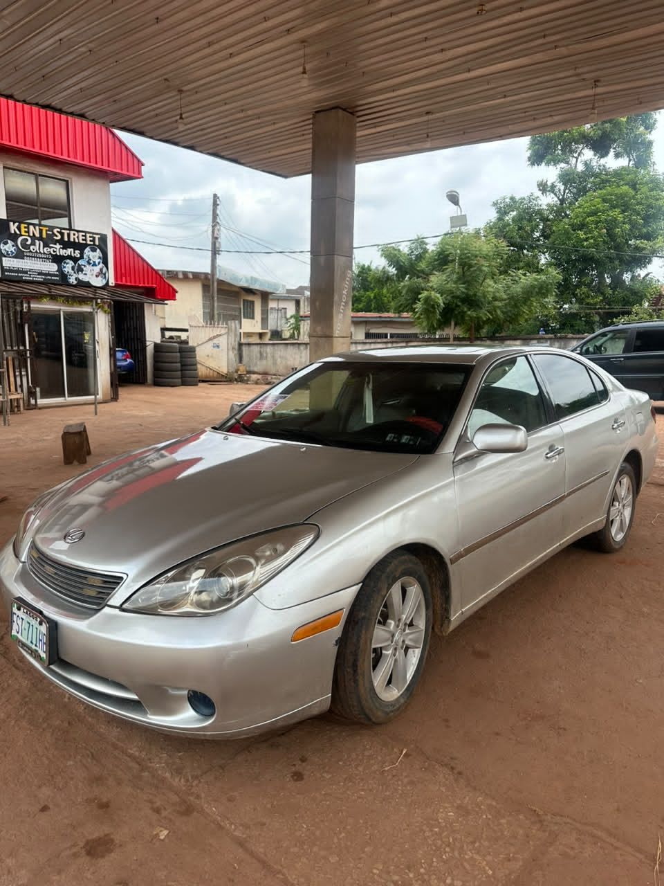 2005 Lexus ES 330 - Image 1