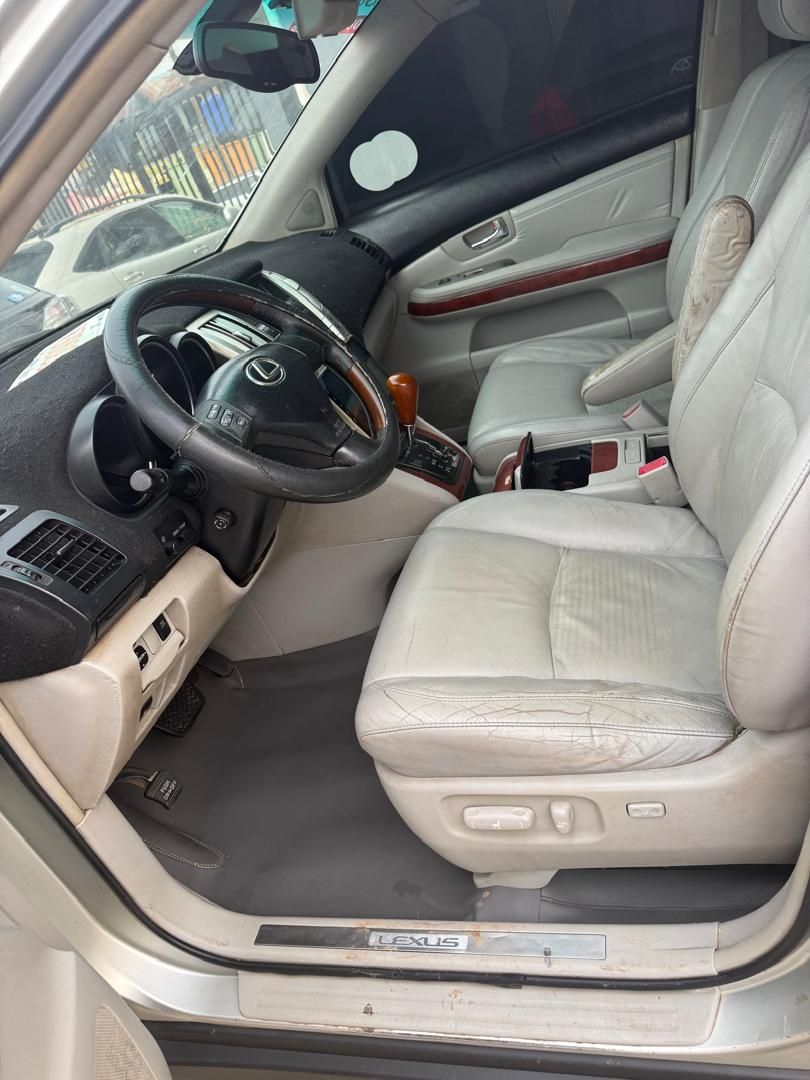 Vehicle - Image 3