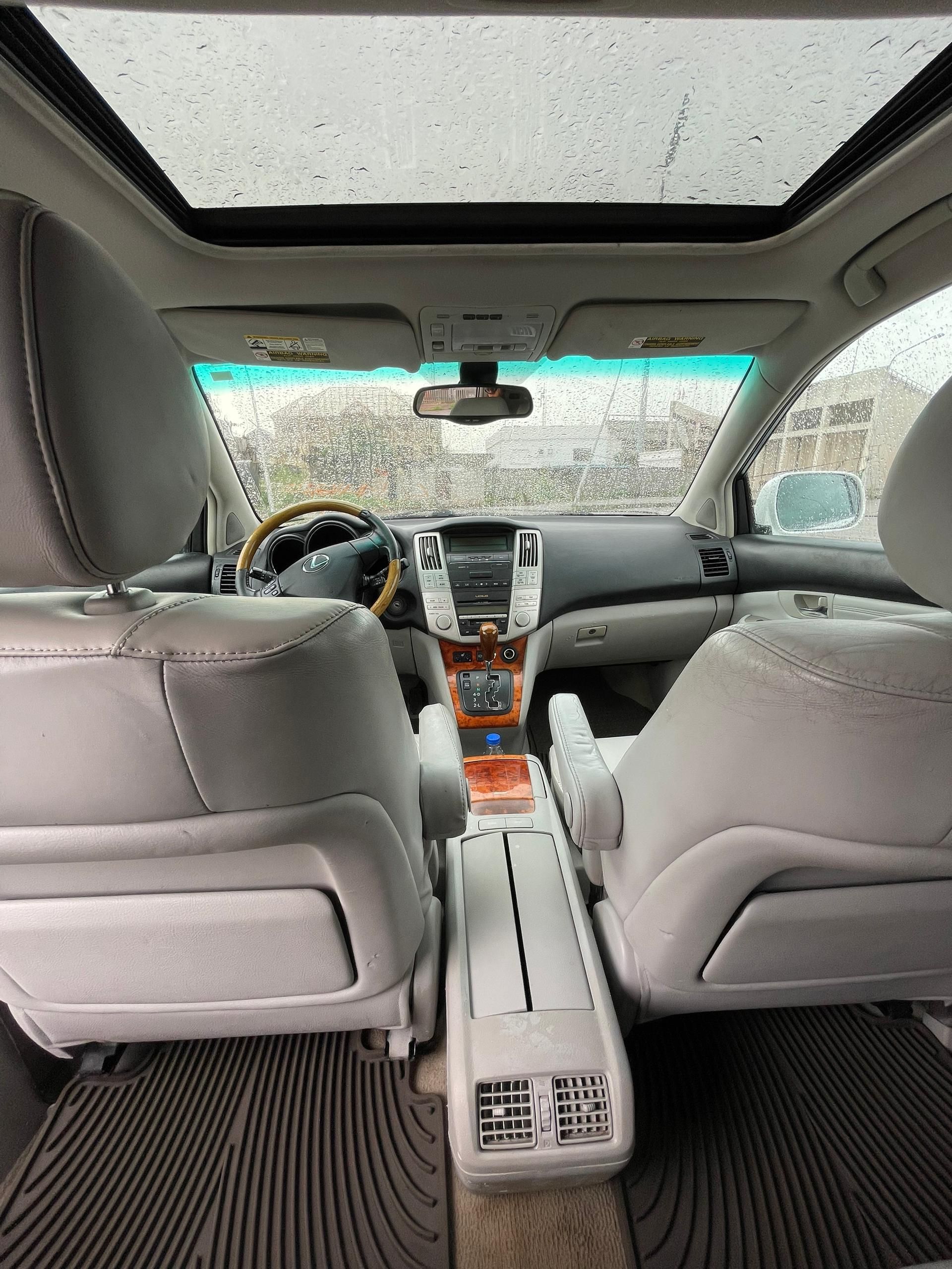 Vehicle - Image 5