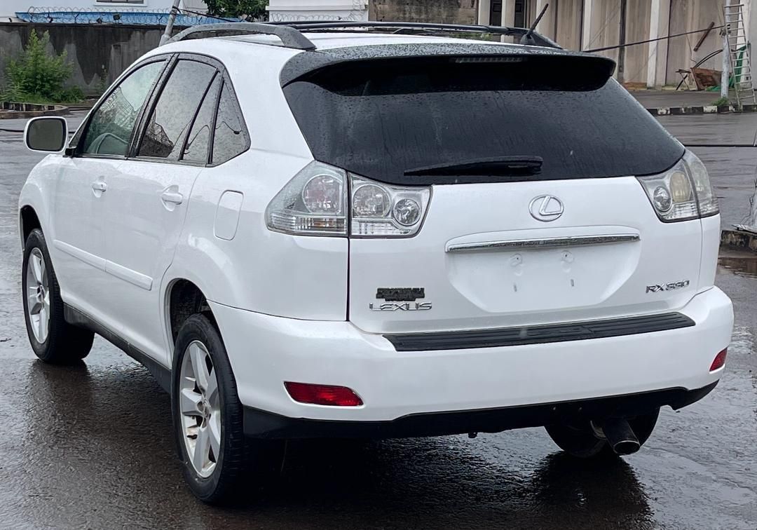Vehicle - Image 8
