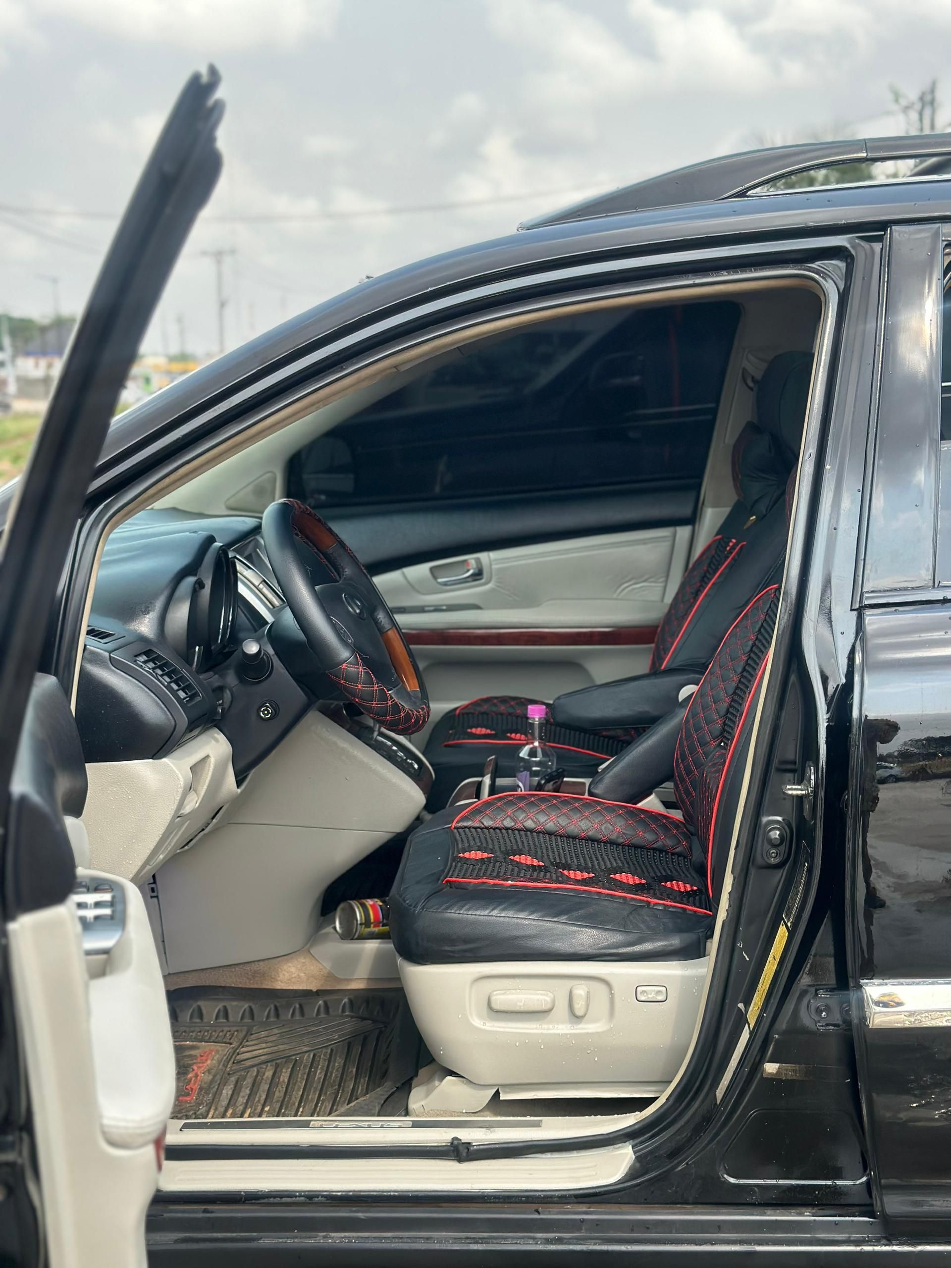 Vehicle - Image 5