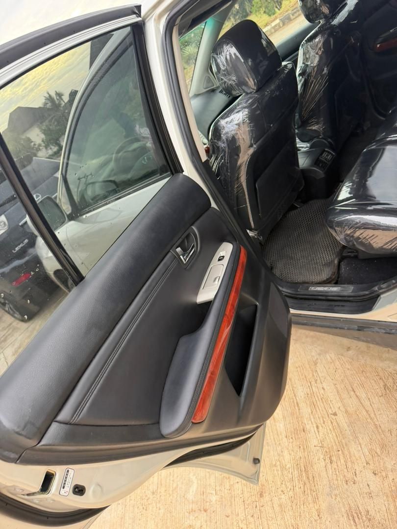 Vehicle - Image 3