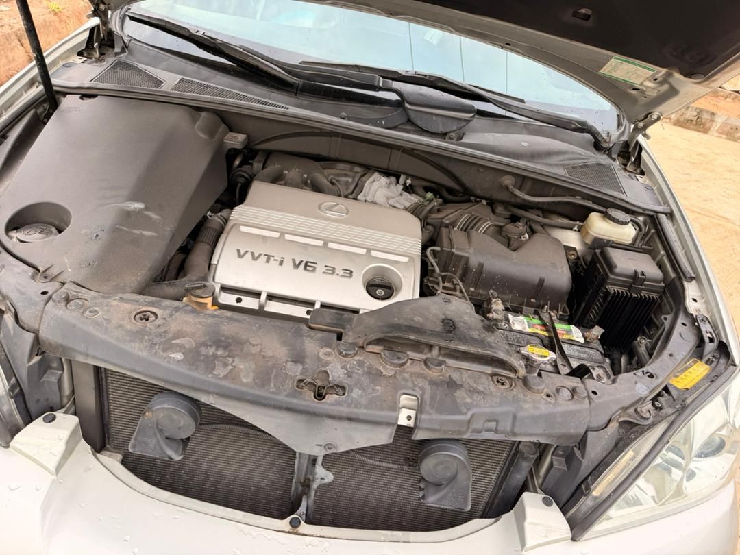 Vehicle - Image 9