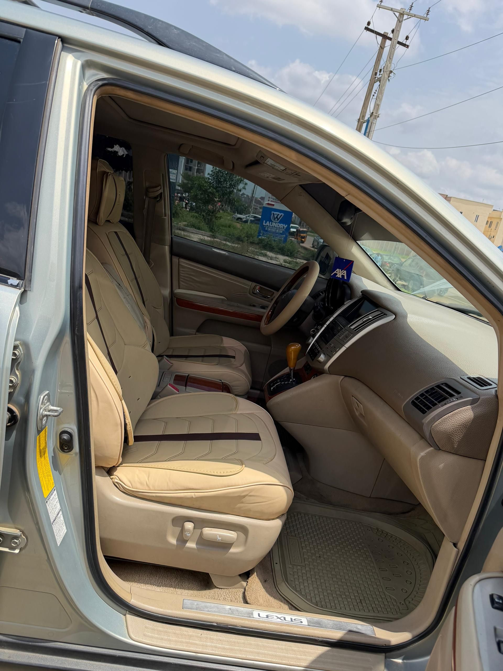 Vehicle - Image 5