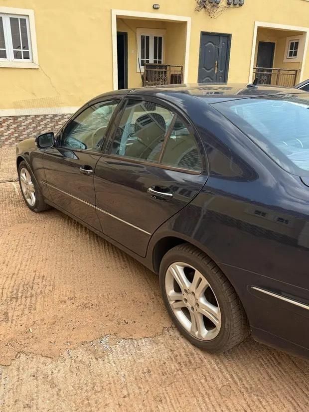 Vehicle - Image 7
