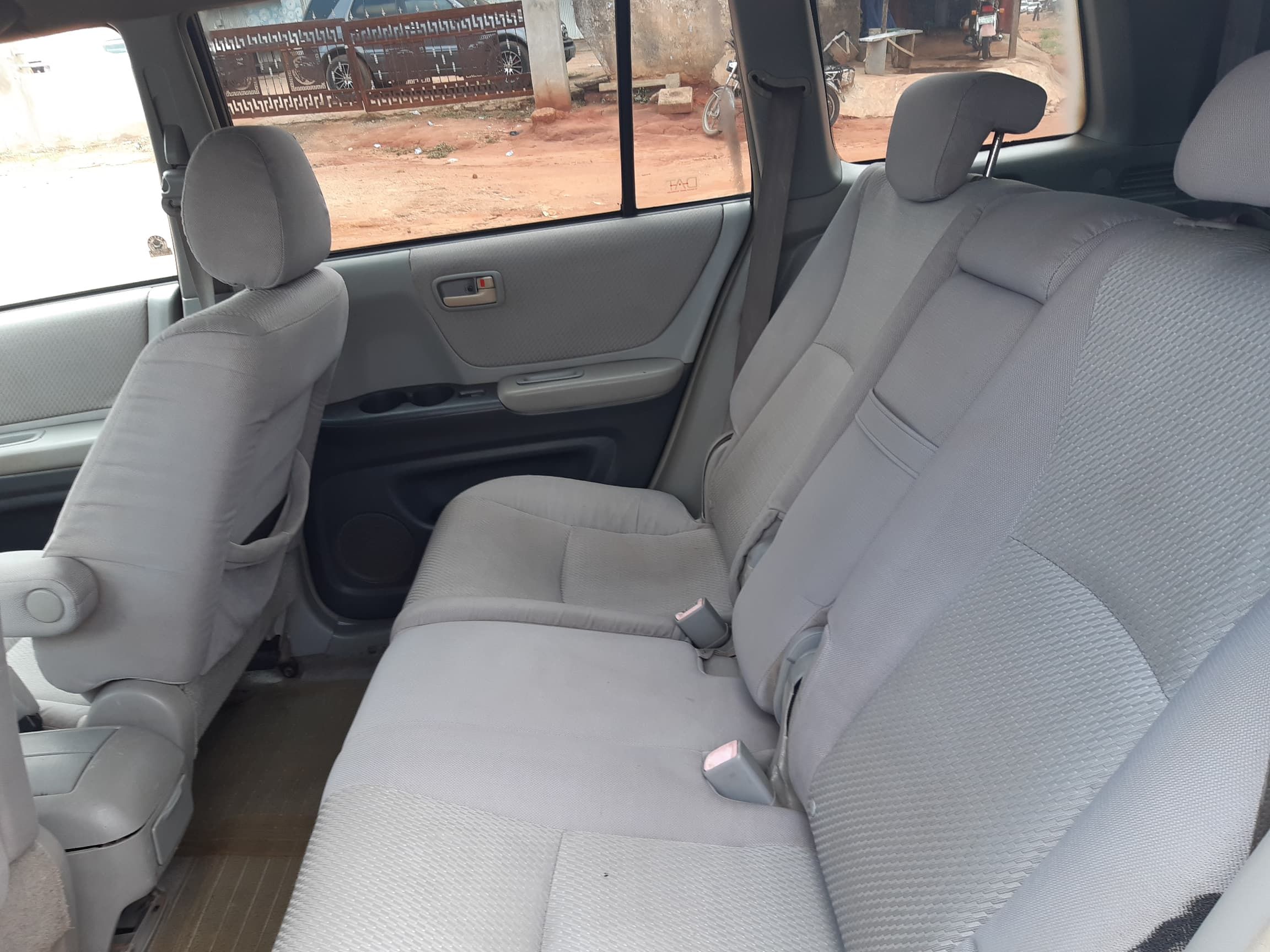 Vehicle - Image 10