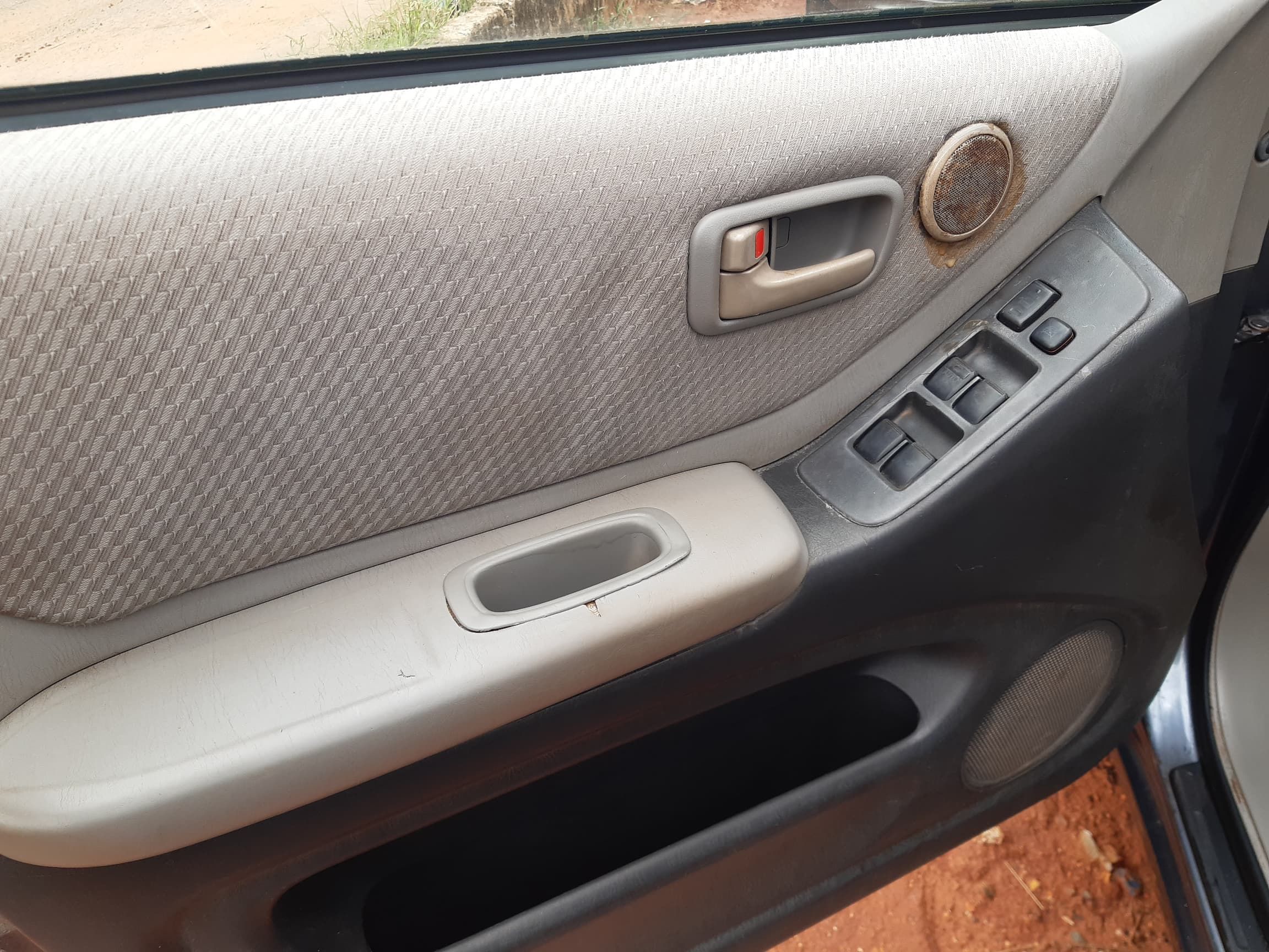 Vehicle - Image 14