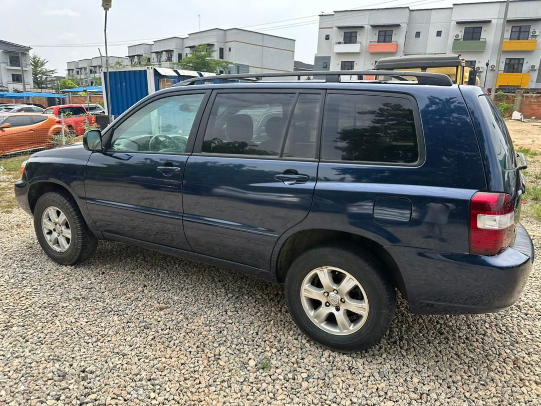 Vehicle - Image 6