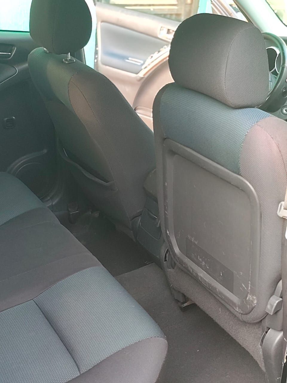 Vehicle - Image 11