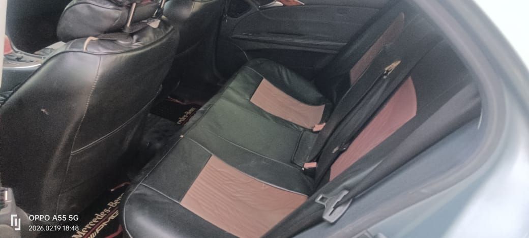 Vehicle - Image 7