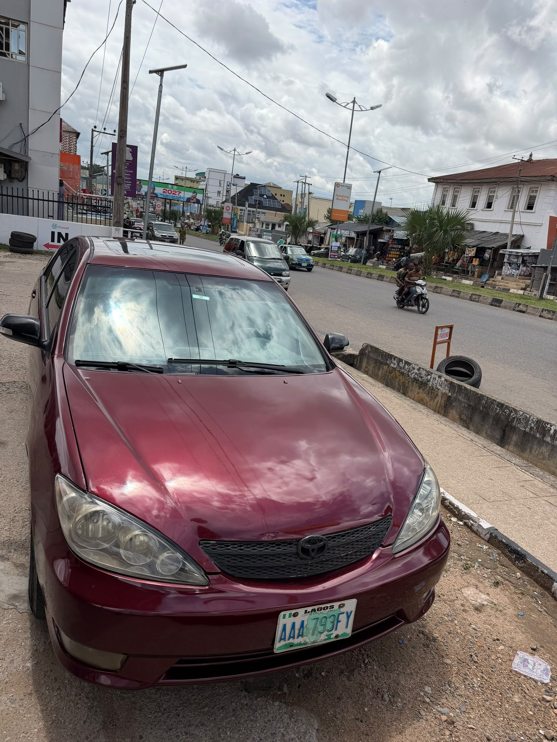 Vehicle - Image 10
