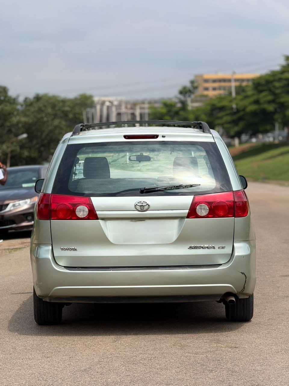 Vehicle - Image 4
