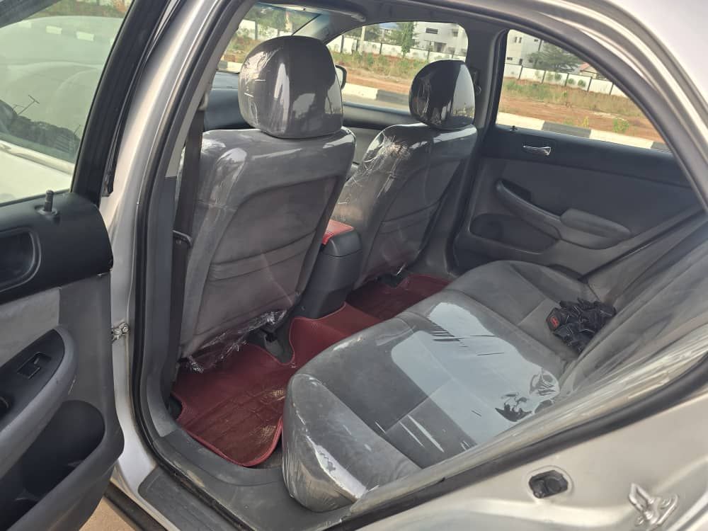 Vehicle - Image 3