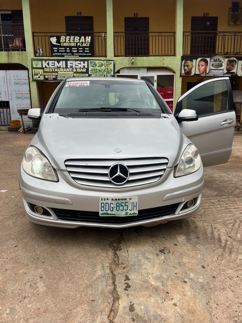 Vehicle - Image 7