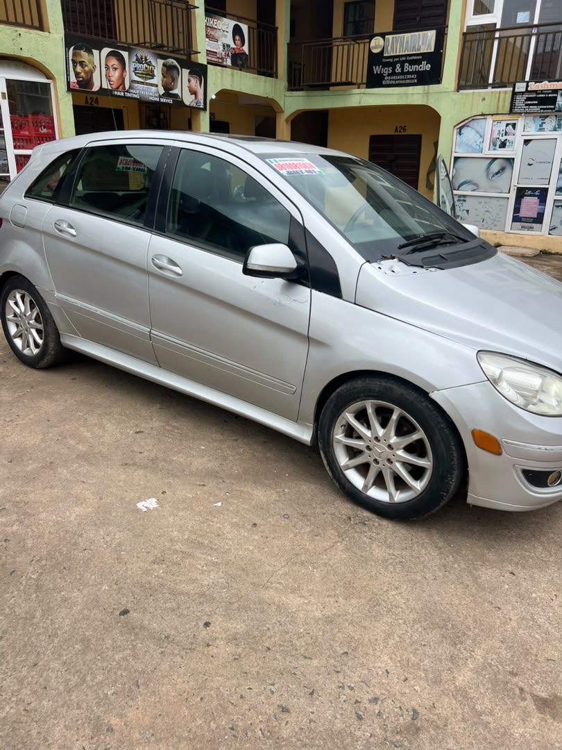 Vehicle - Image 8