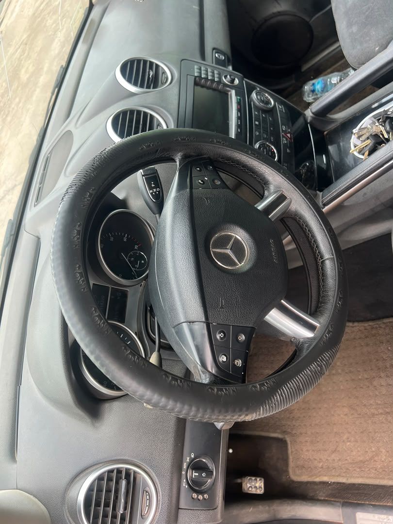 Vehicle - Image 2