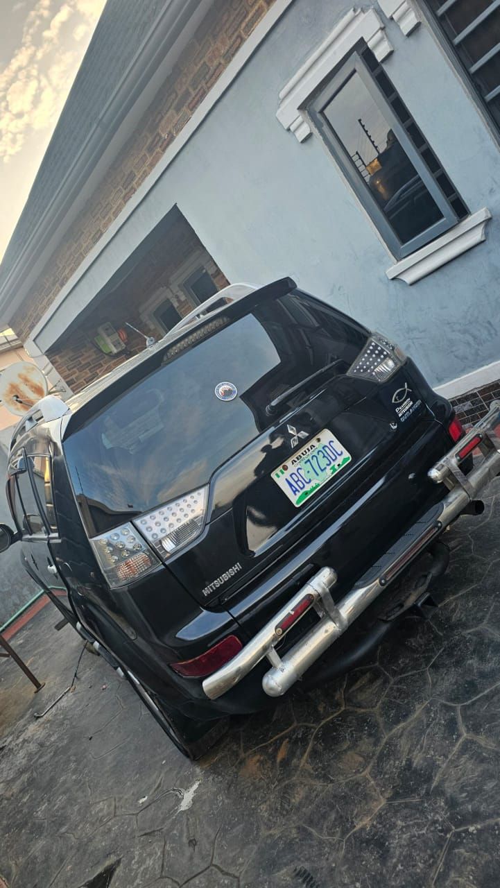 Vehicle - Image 4