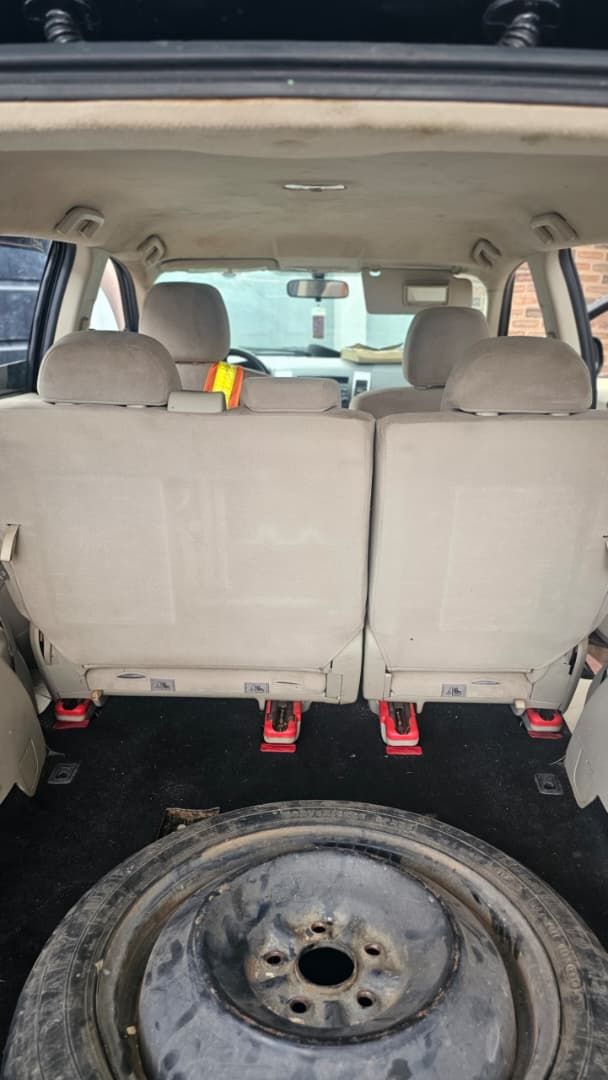Vehicle - Image 8
