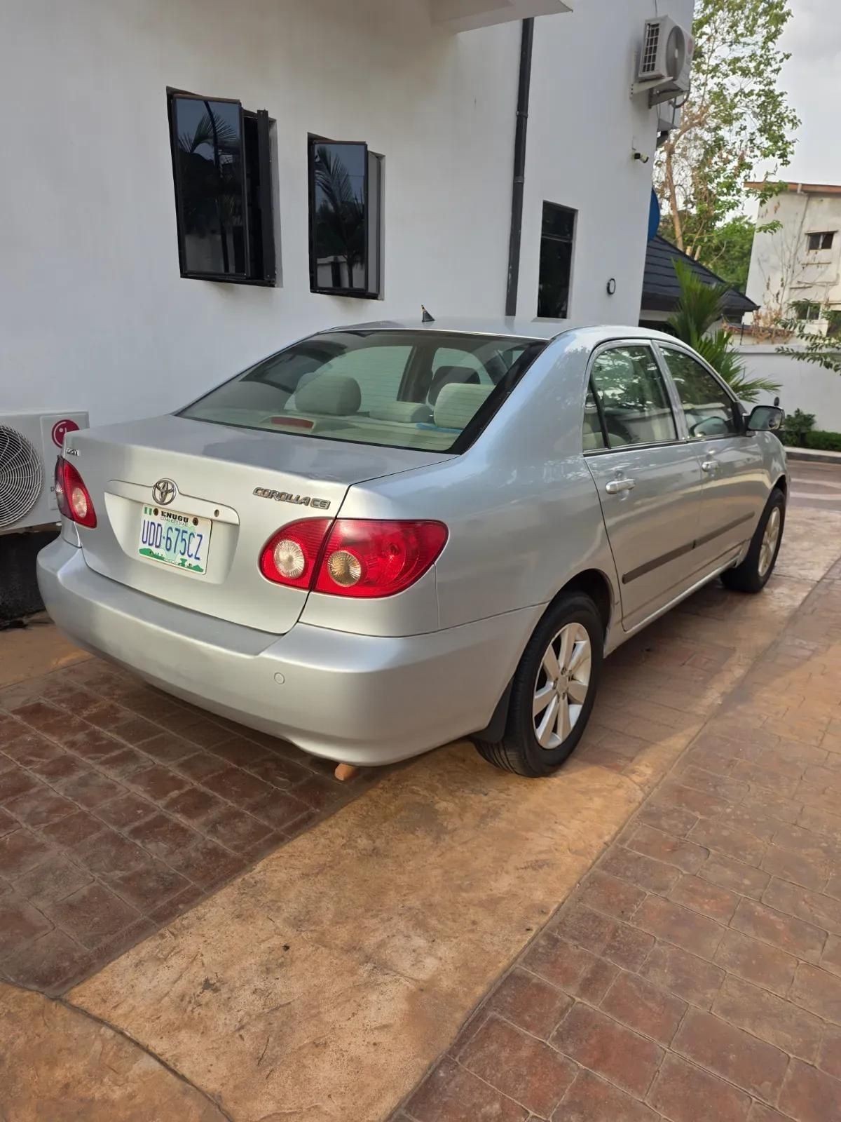 Vehicle - Image 6