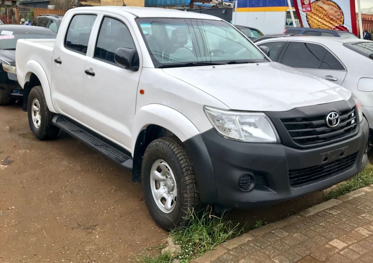 Vehicle - Image 8