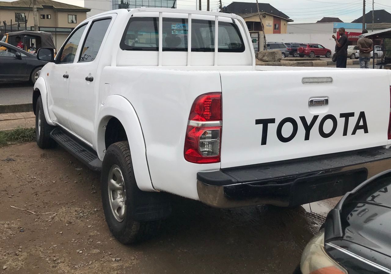 Vehicle - Image 10