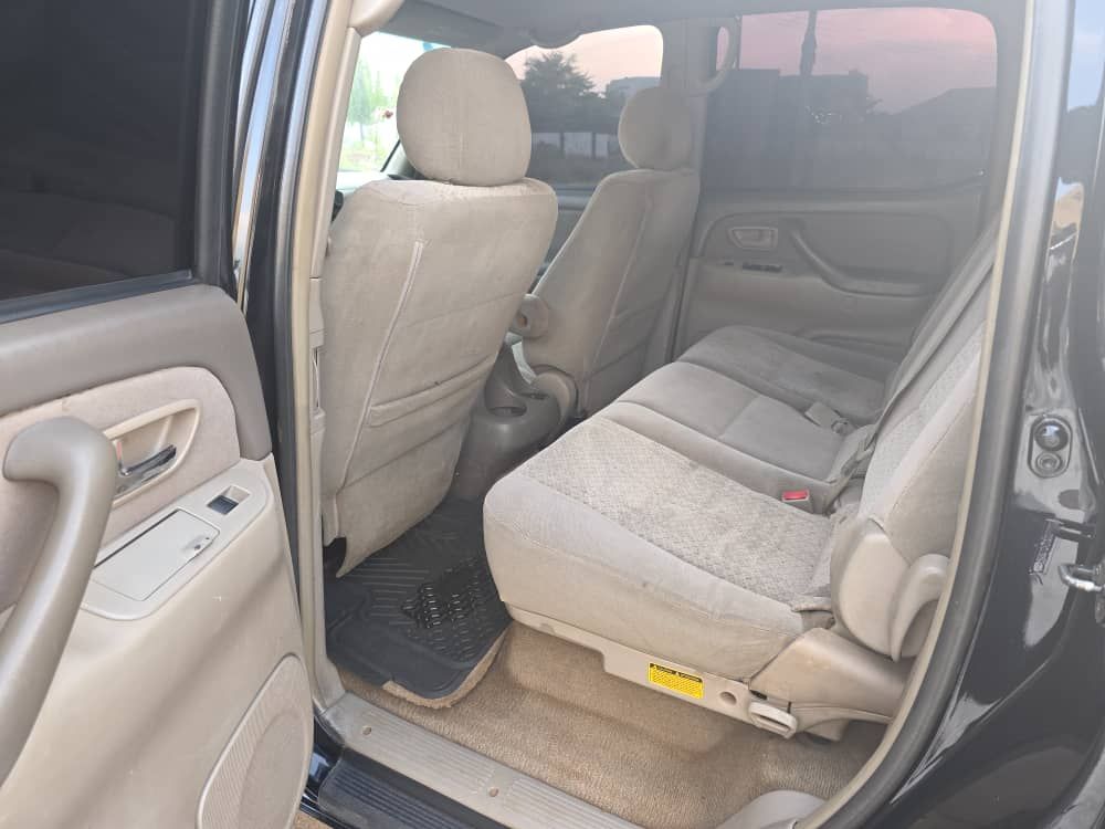 Vehicle - Image 11