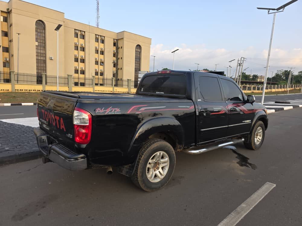Vehicle - Image 3