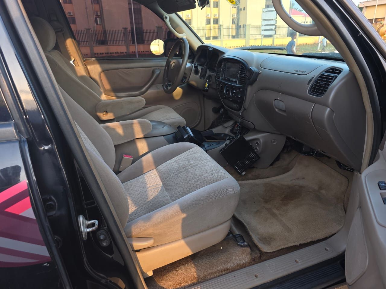 Vehicle - Image 4