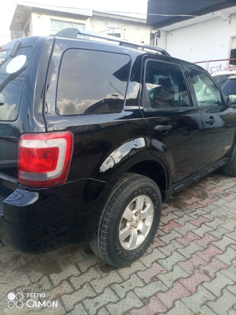 Vehicle - Image 23