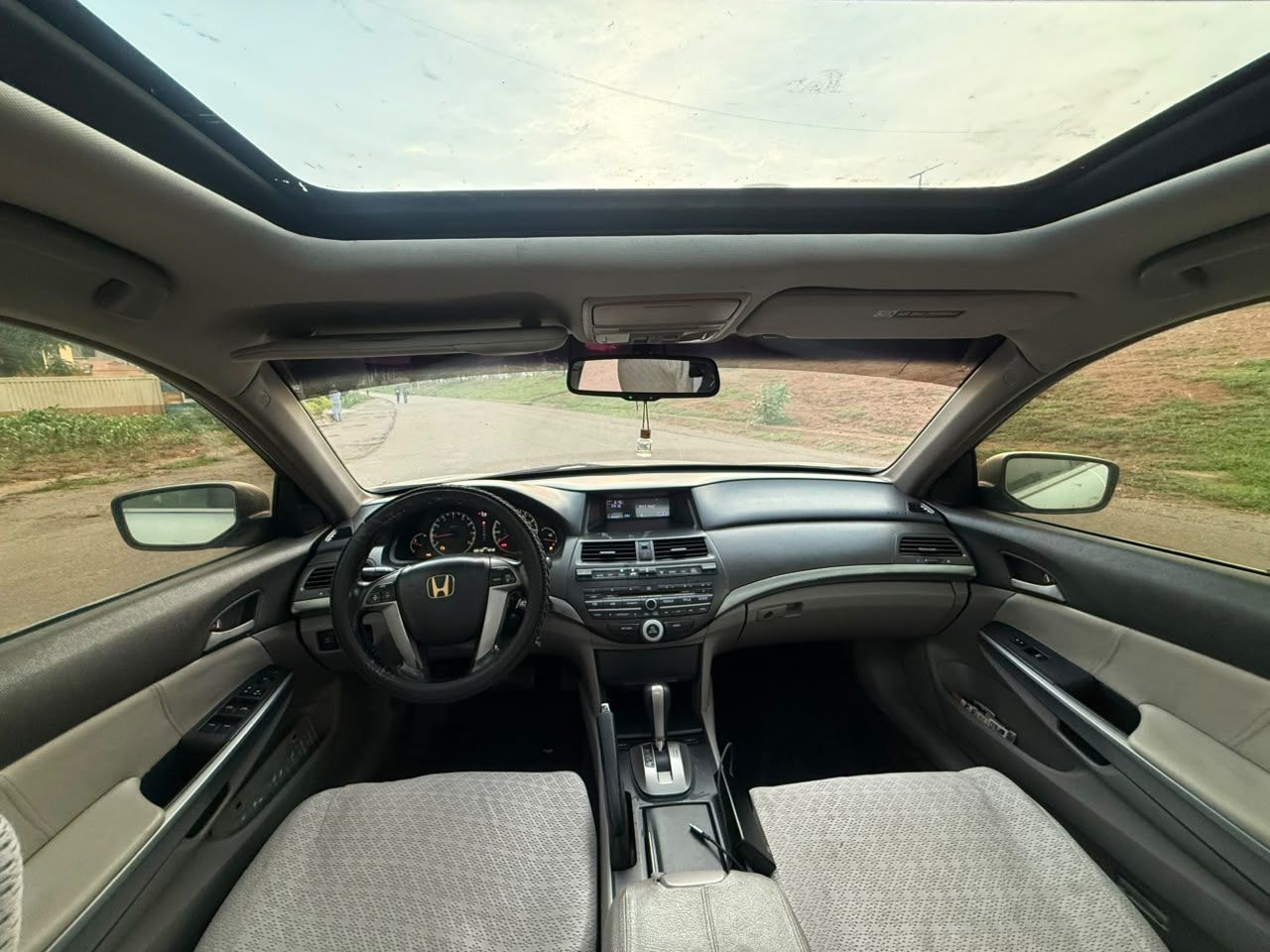 Vehicle - Image 6