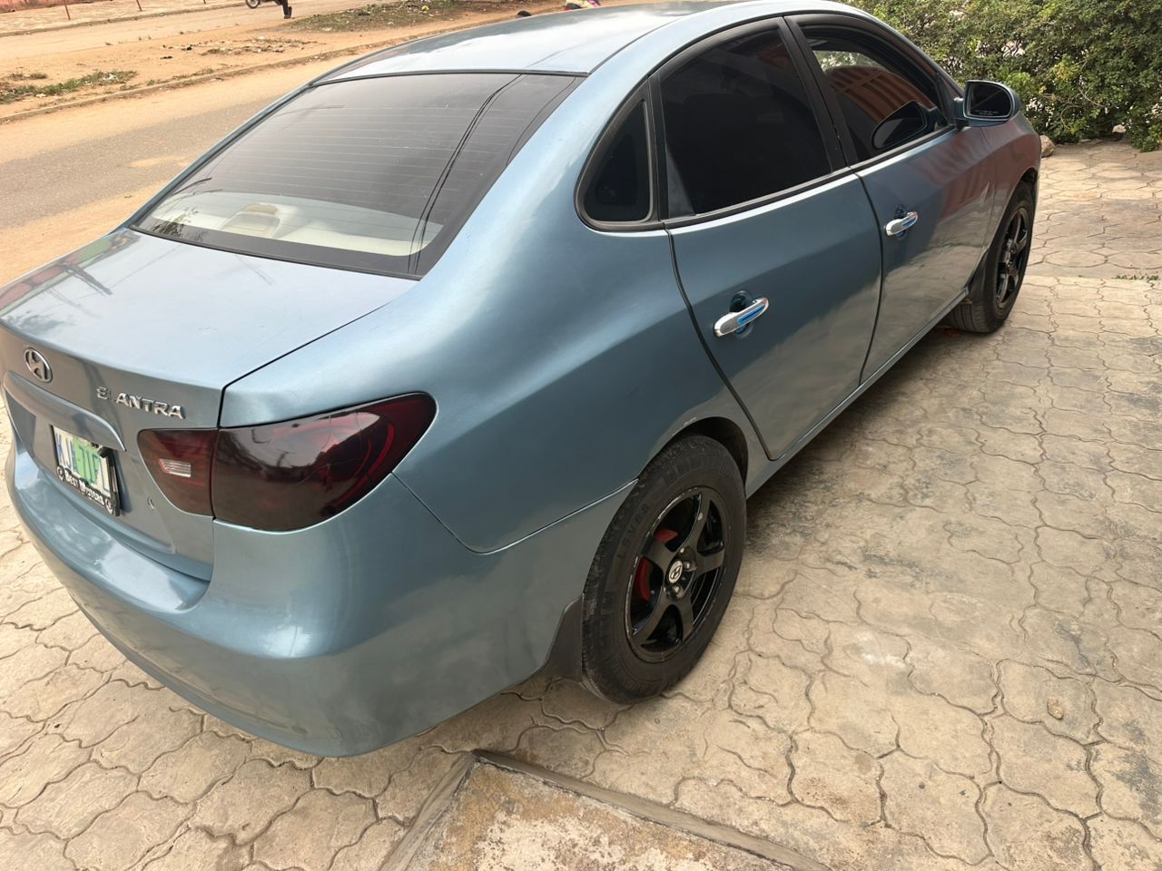 Vehicle - Image 10