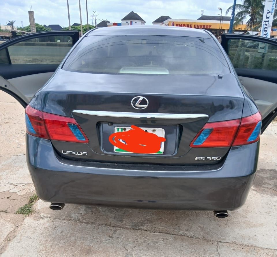 Vehicle - Image 3
