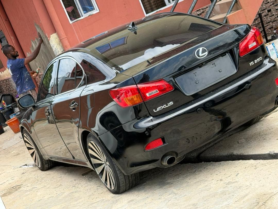 Vehicle - Image 2