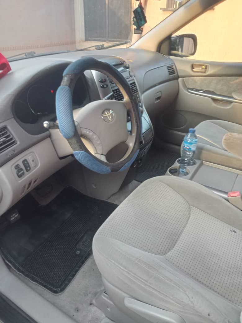 Vehicle - Image 14