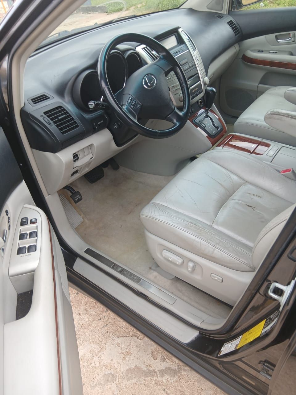 Vehicle - Image 4