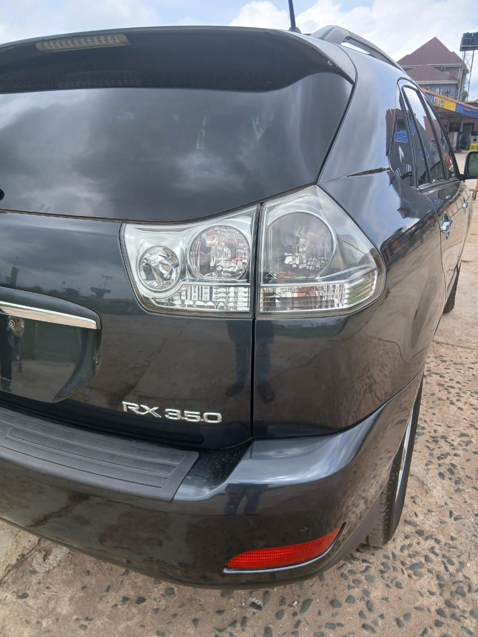 Vehicle - Image 6