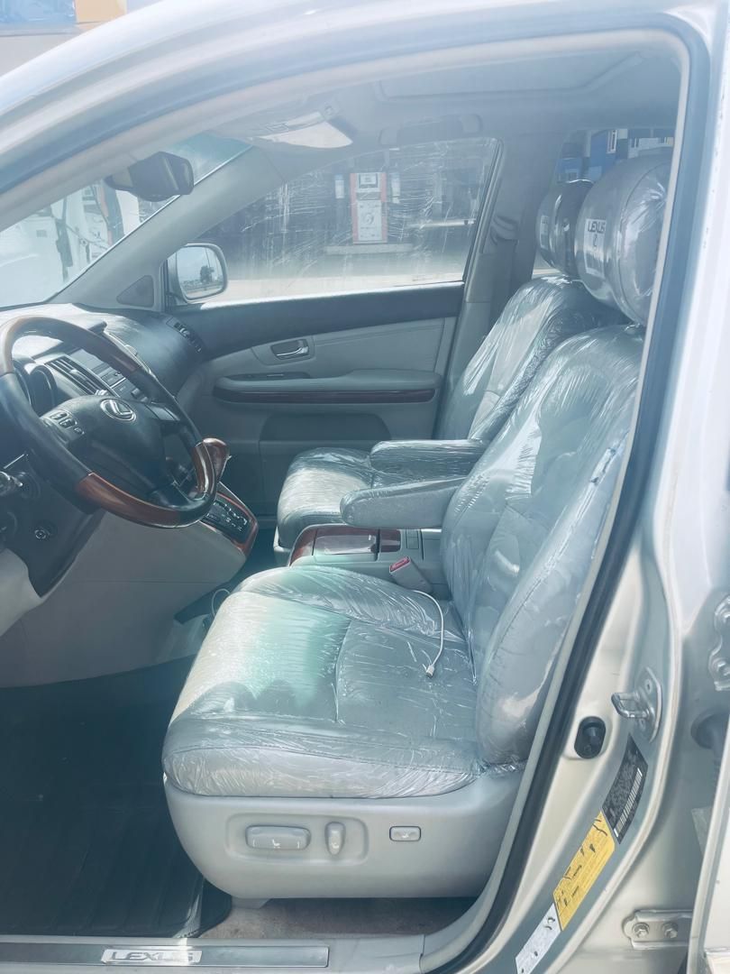 Vehicle - Image 5