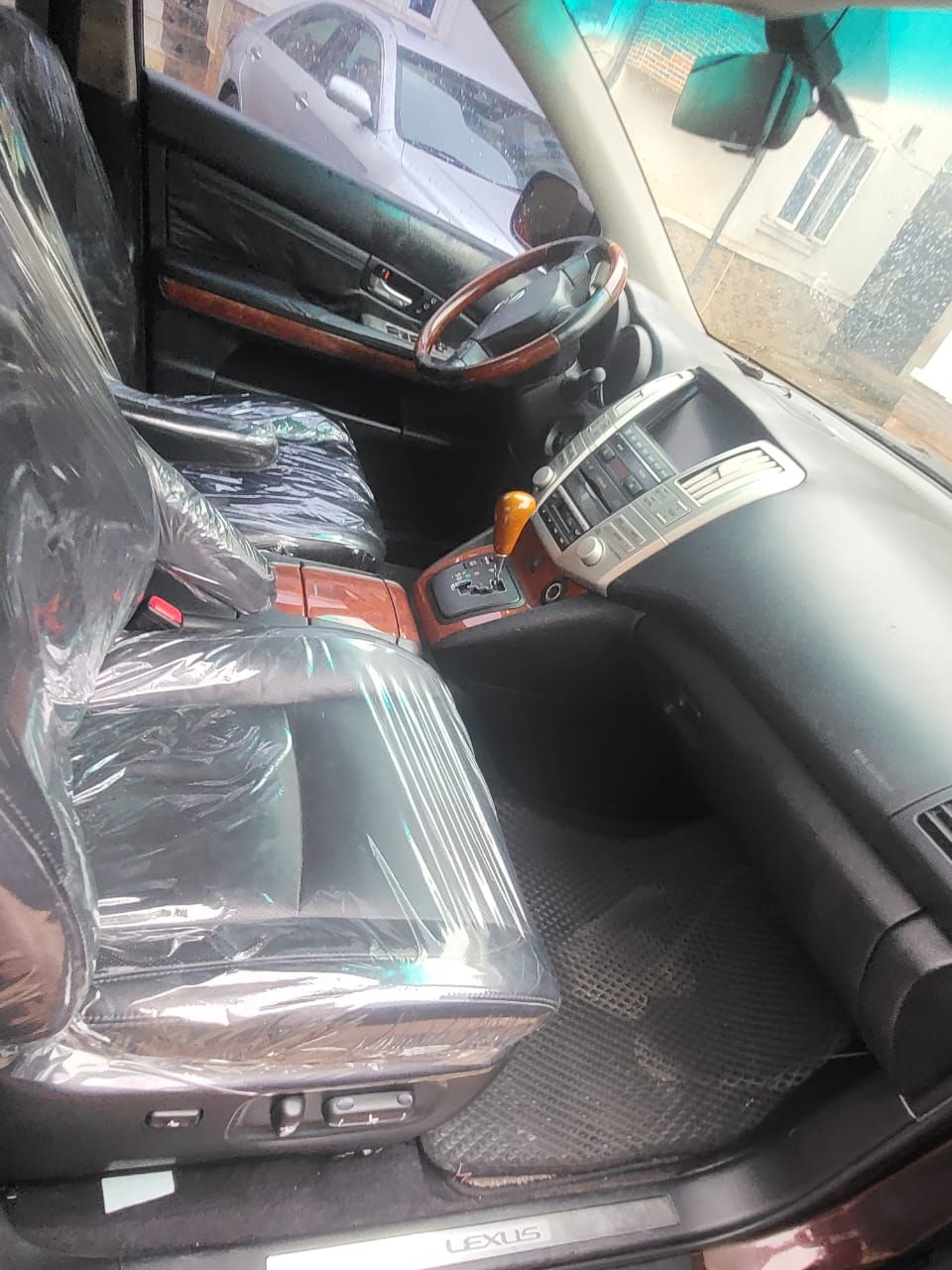 Vehicle - Image 7